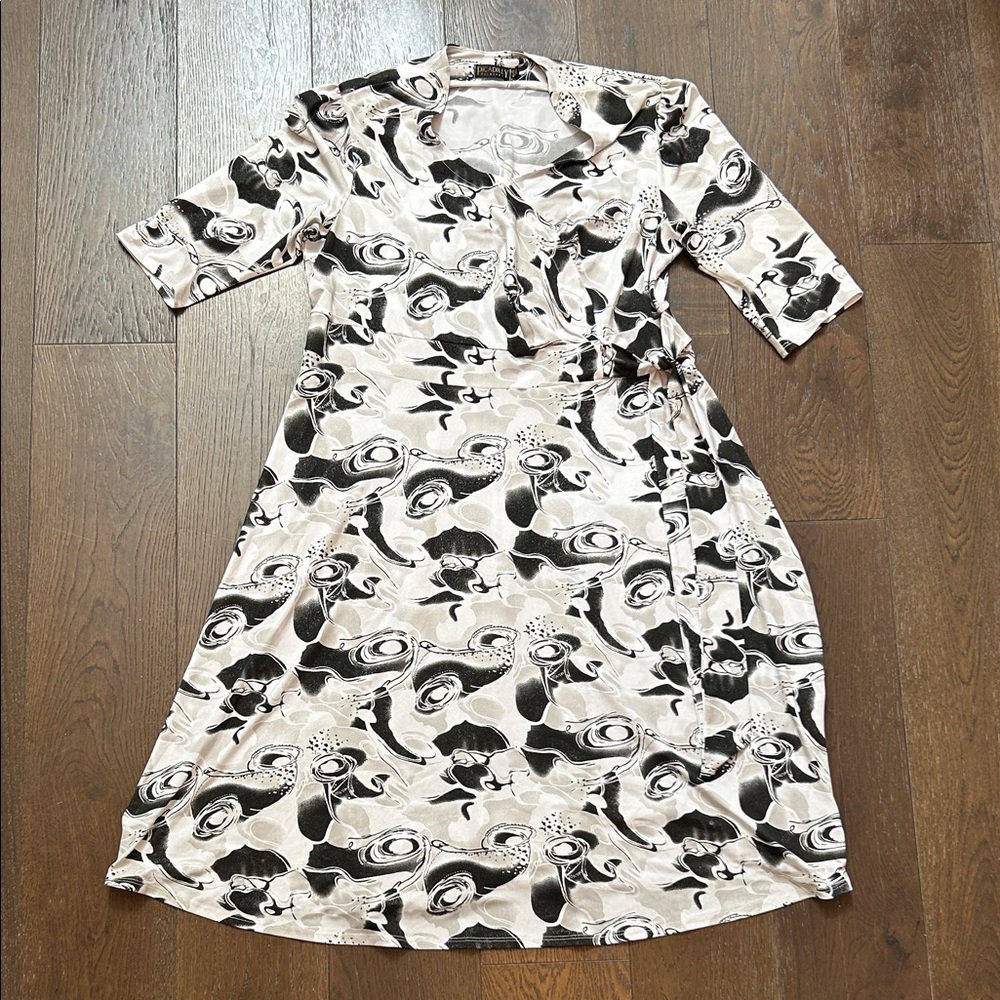 Picadilly Fashion Shimmer Black White Dress with Waist Tie Size XXL